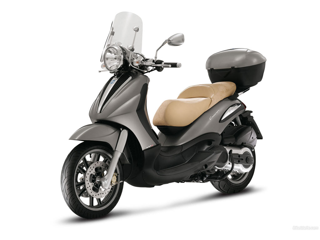 PIaggio BV 500